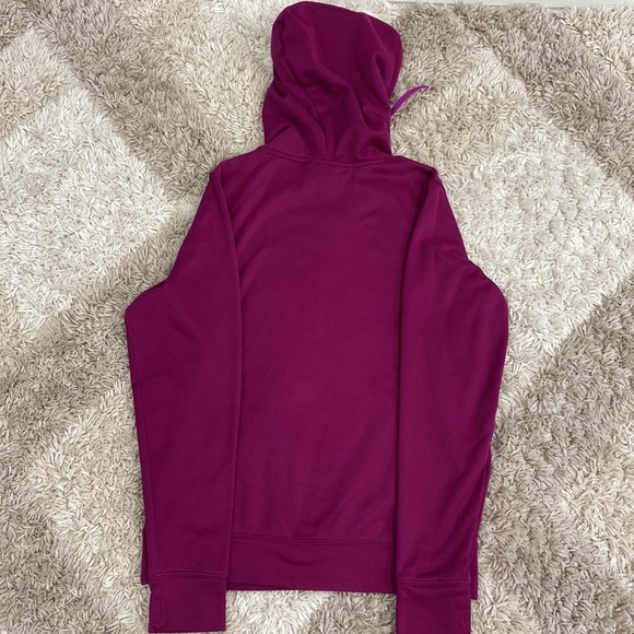 Under Armour pullover hoodie, In excellent used condition - Picture 5 of 5